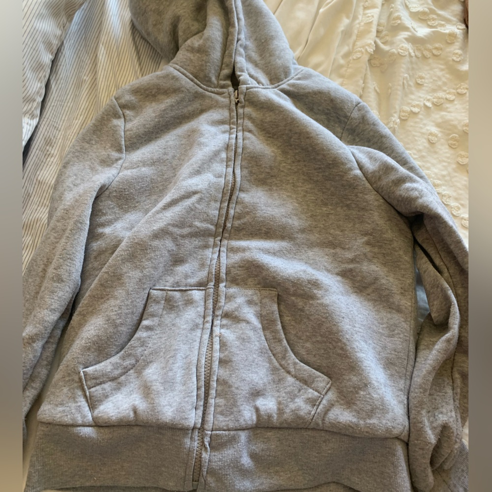 Rue21 Gray Off-the-Shoulder Sweater
